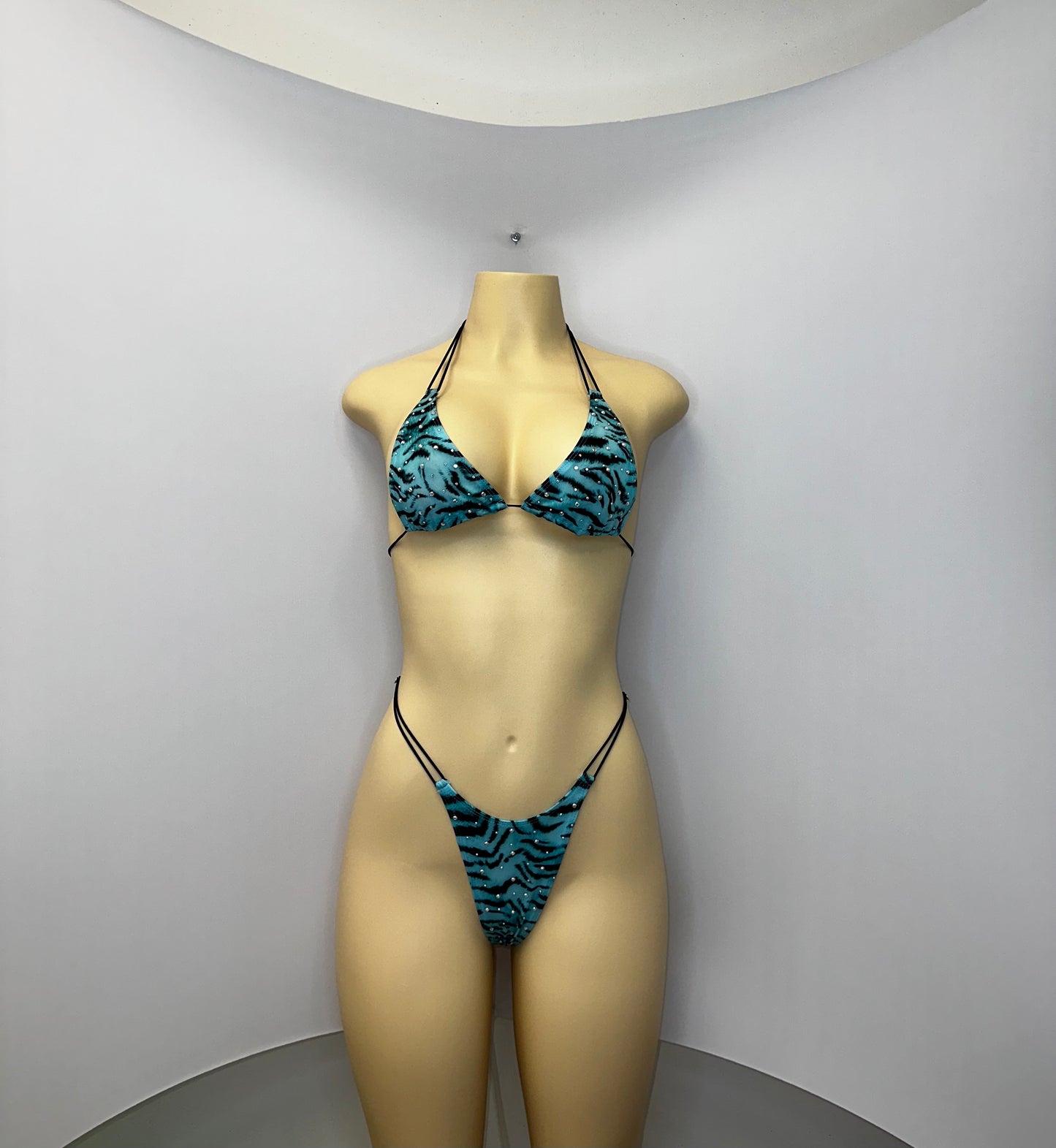 10B Set Susi – Rhinestone Micro Bikini – Stripper Dancewear for Women – Stage & Clubwear Outfit King Thong