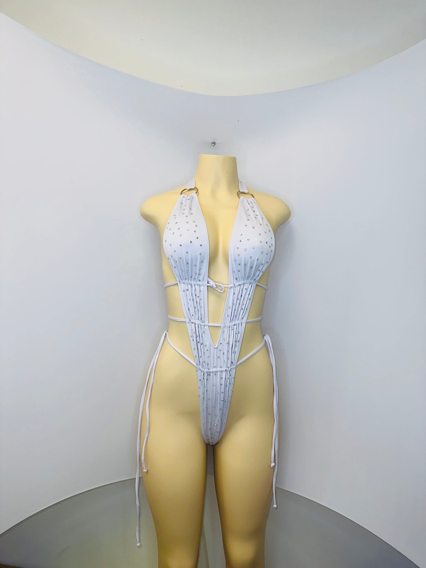 10A Body Atenea With Stones - On request