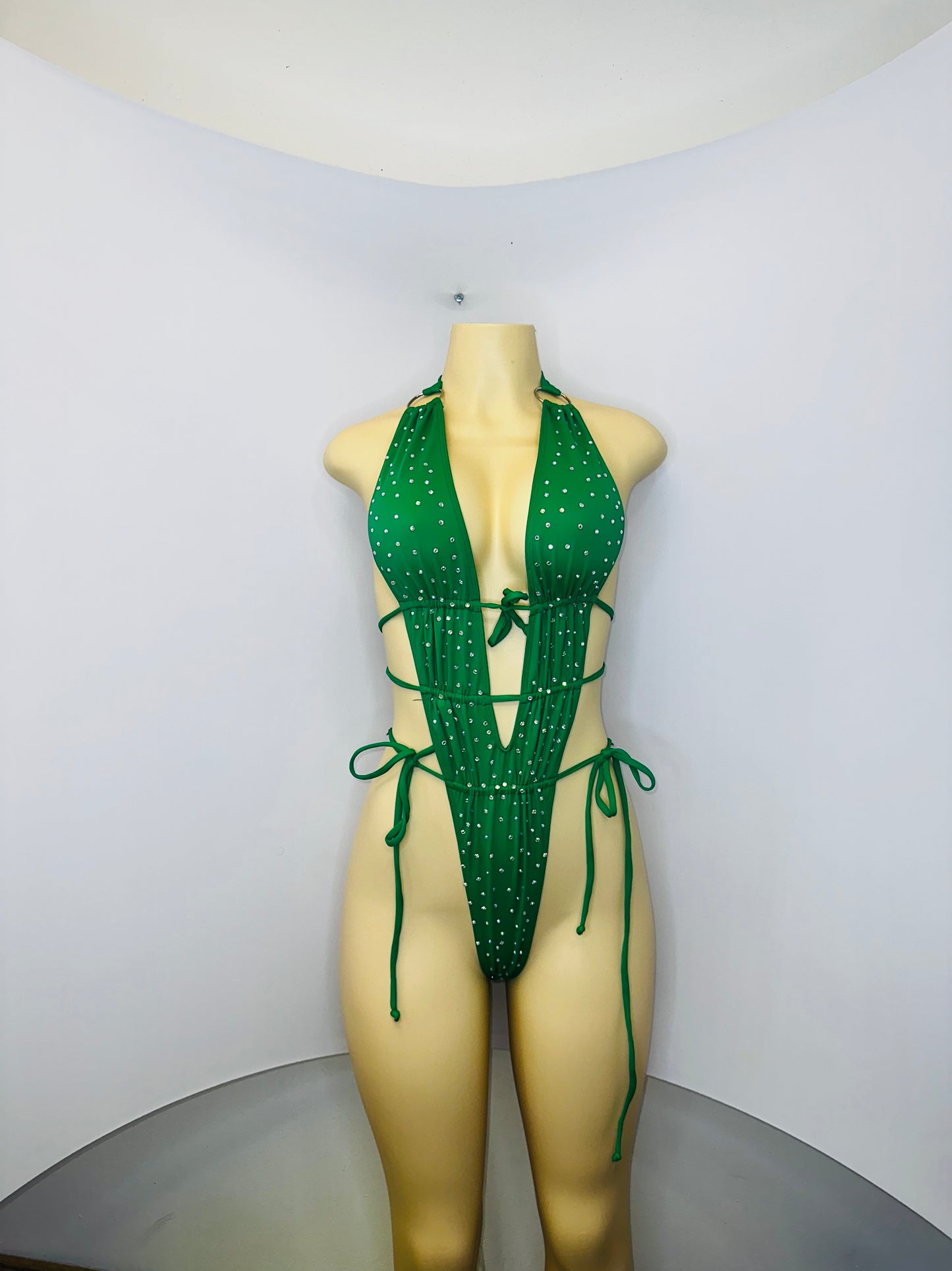 10A Body Atenea With Stones - On request