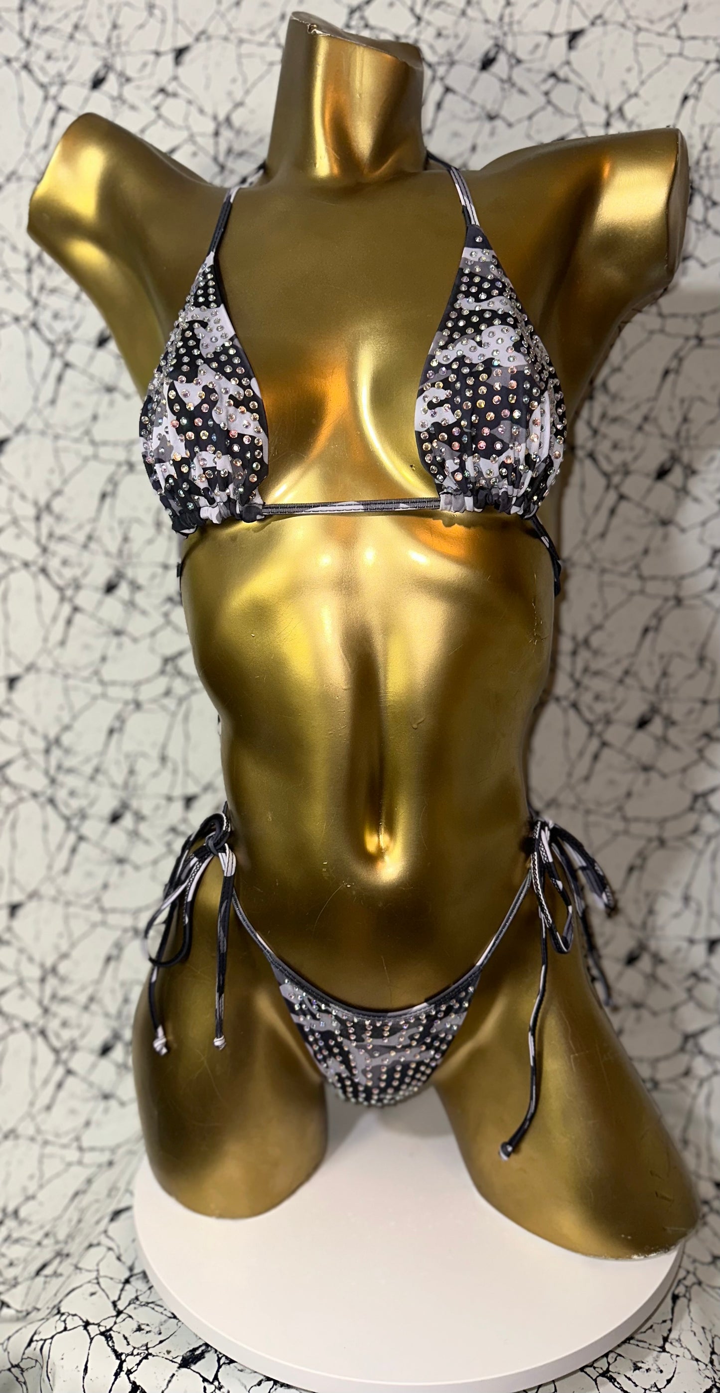 10B Set Sisi New with 2 cm back Thread with tie, With Stones - On Request