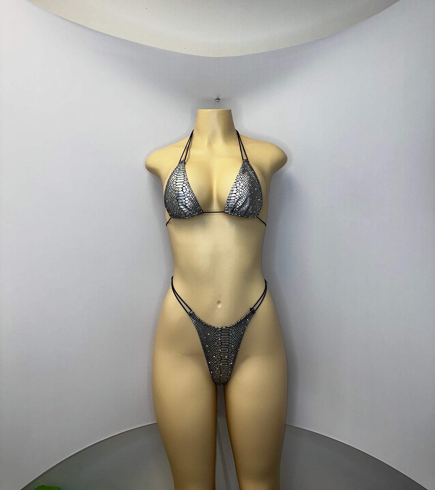 10B Set Susi – Rhinestone Micro Bikini – Stripper Dancewear for Women – Stage & Clubwear Outfit  King Thong