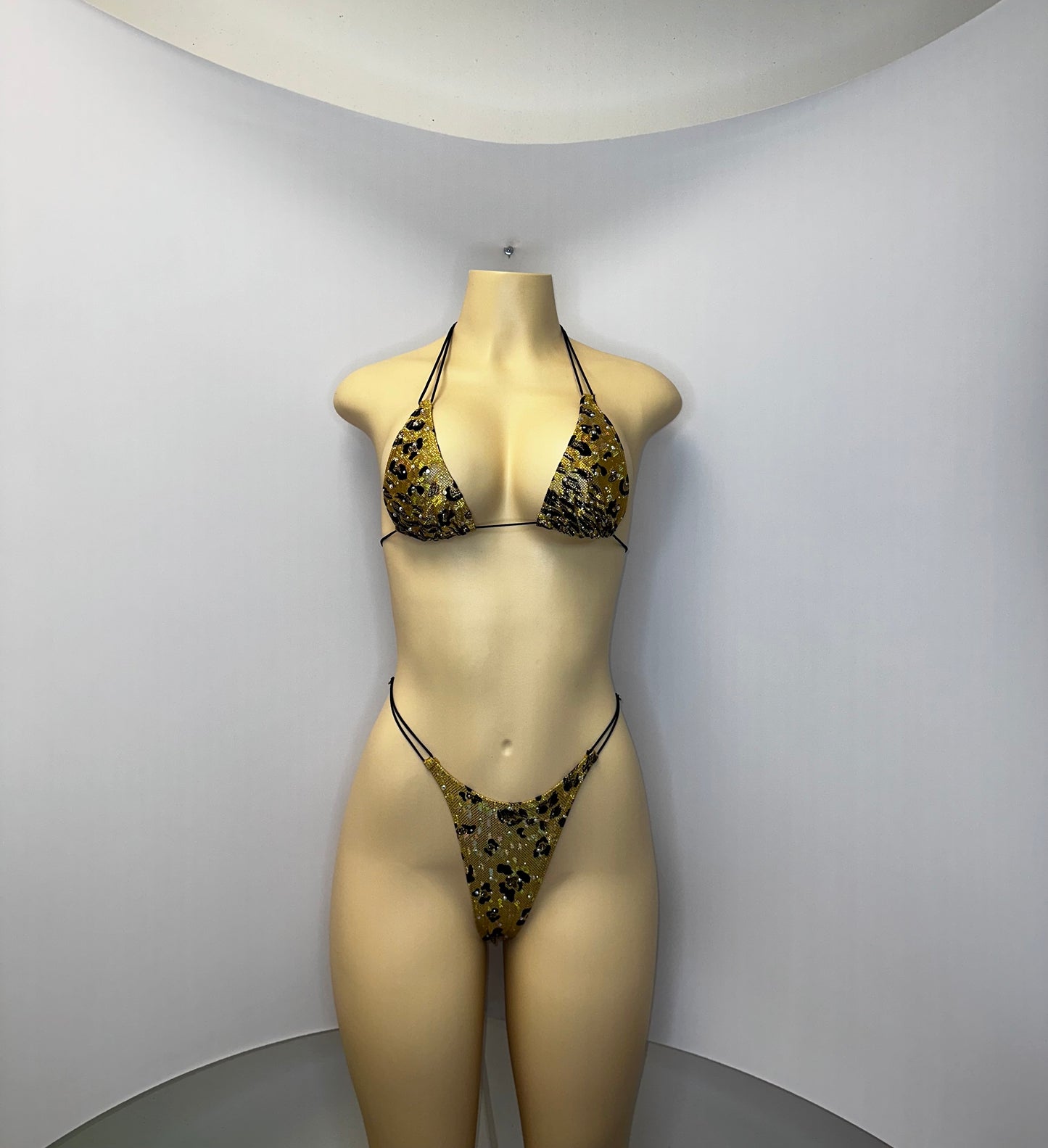 10B Set Susi – Rhinestone Micro Bikini – Stripper Dancewear for Women – Stage & Clubwear Outfit  King Thong