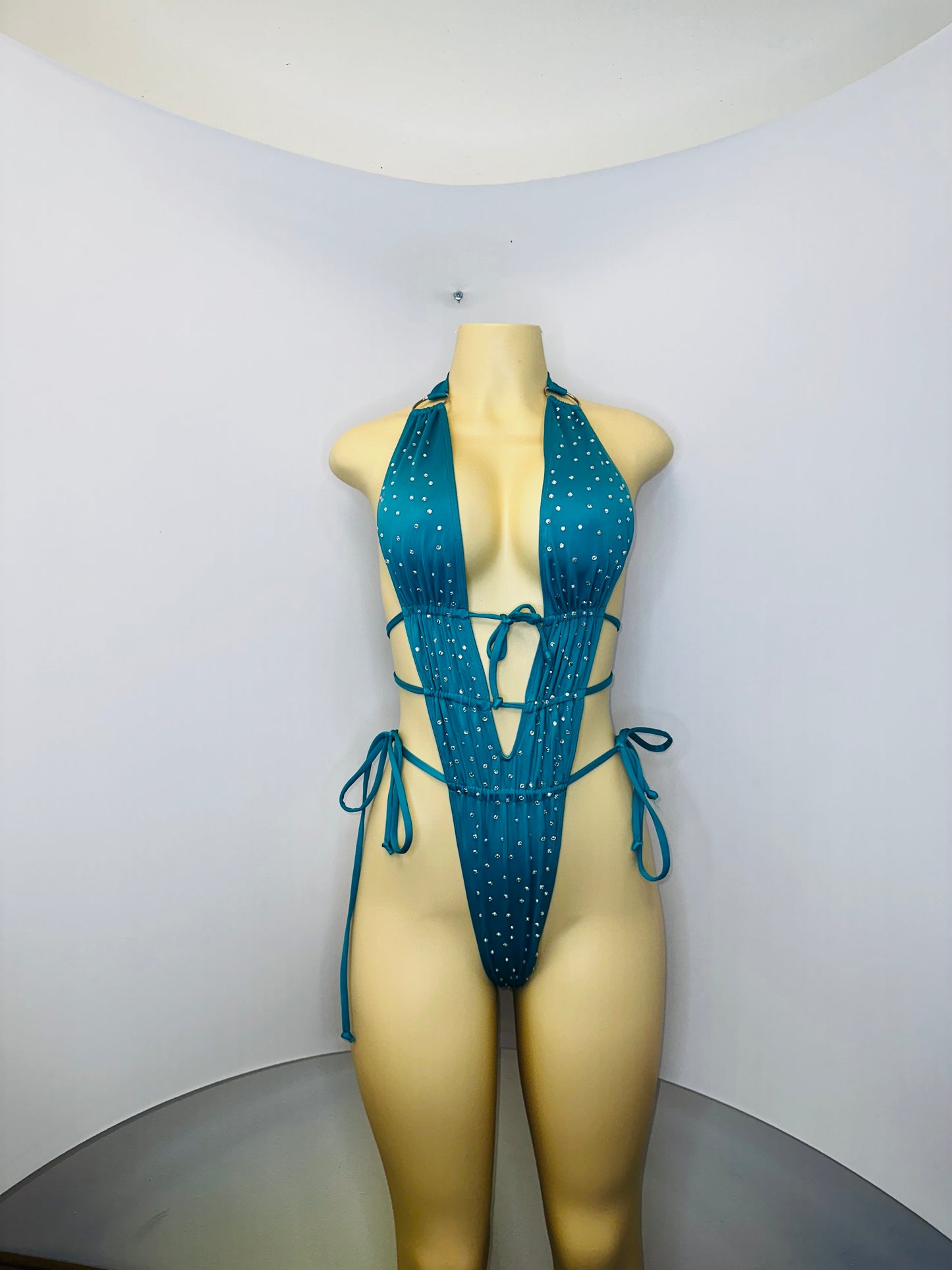 10A Body Atenea With Stones - On request