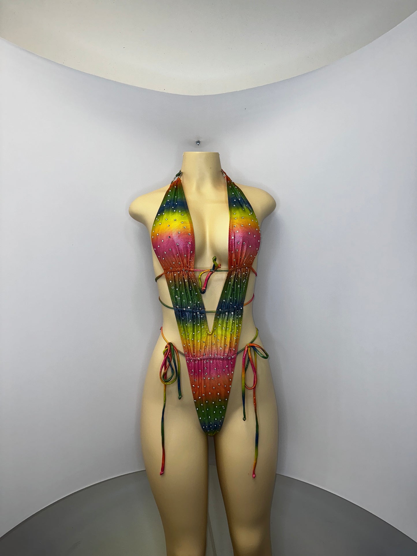 10A Body Atenea With Stones - On request