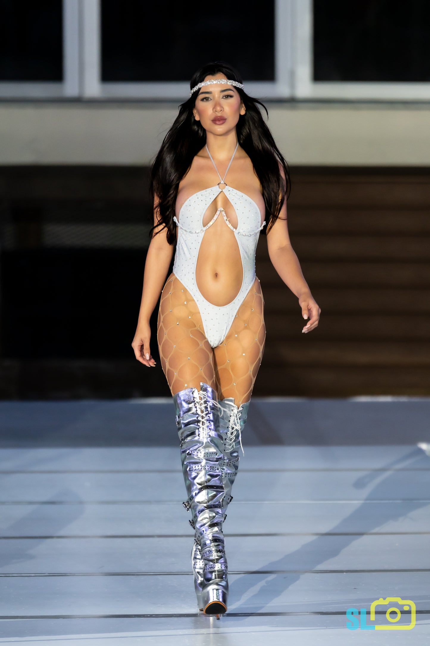 10A Body Amanecer With Stones - On Request