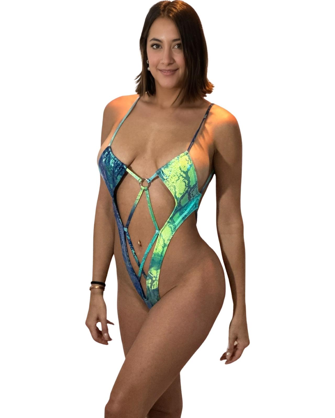 10A Body Aitana in hologram fabric, Without Stones - On Request
