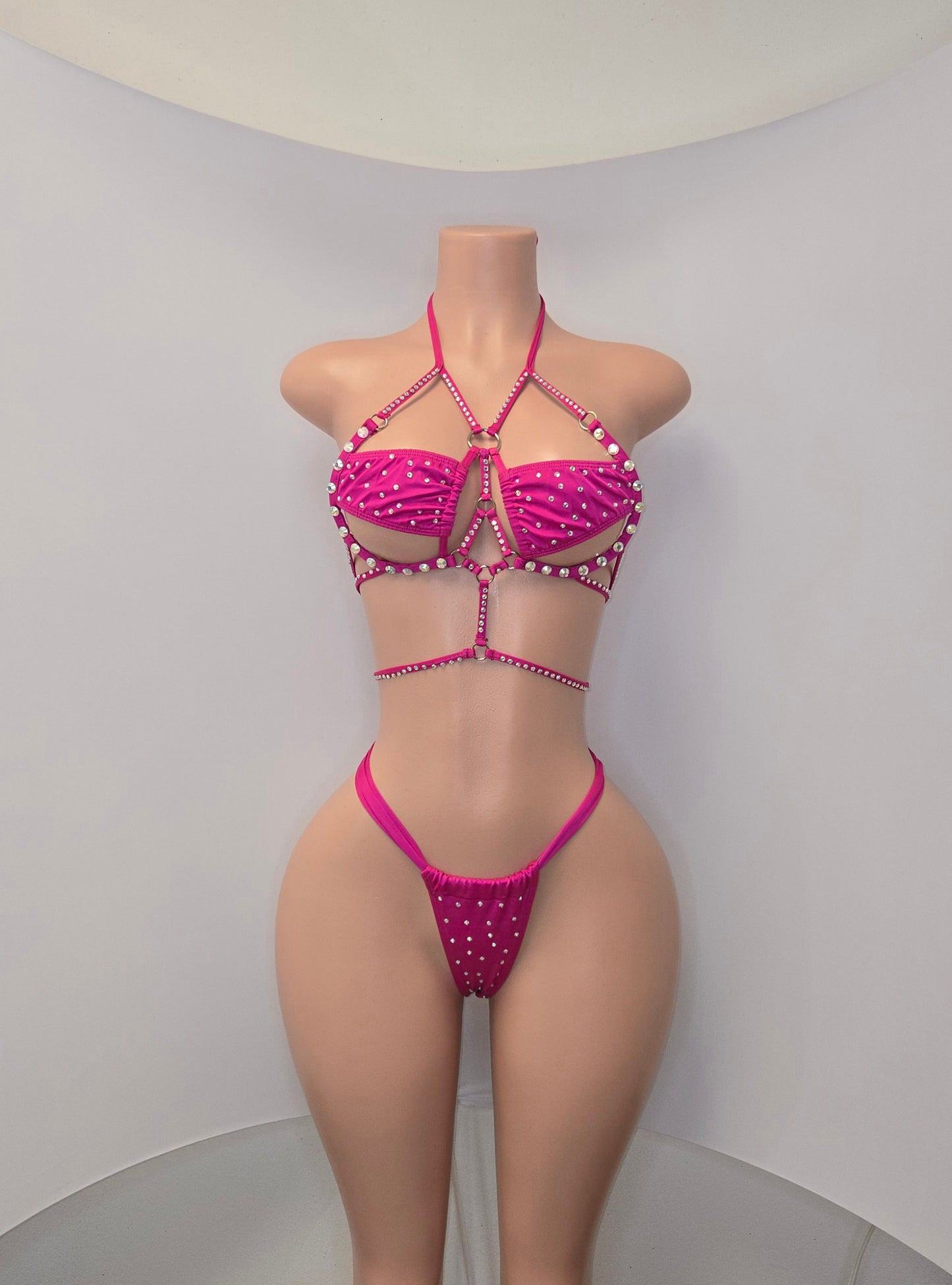 10B Body Moana With Stones - On Request