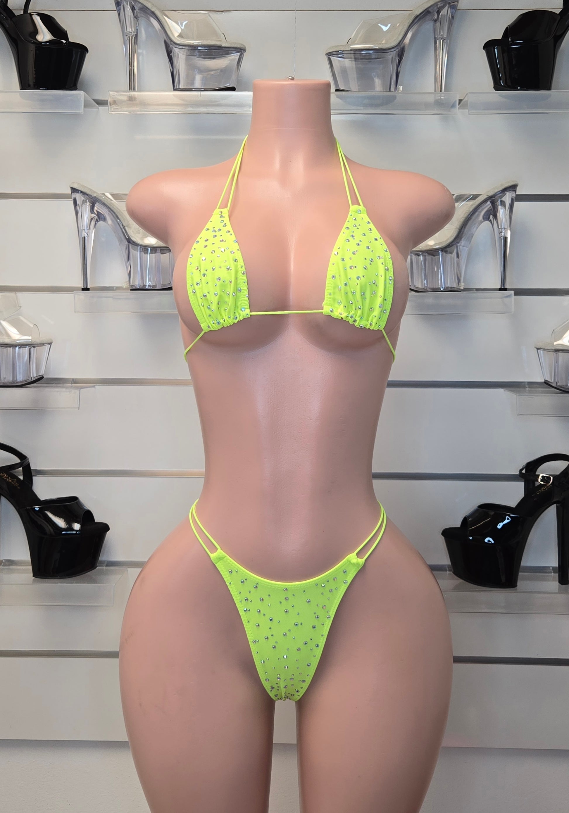 rhinestone micro bikini

handmade dancewear

stripper outfit

stagewear

clubwear for women

pole dance costume

sparkly bikini set

King Thong

Set Susi

handmade performance outfit